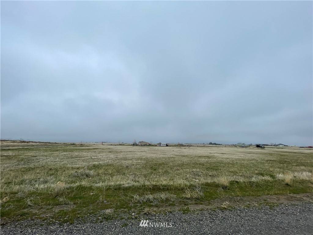 Moxee, WA 98901,0 Postma RD