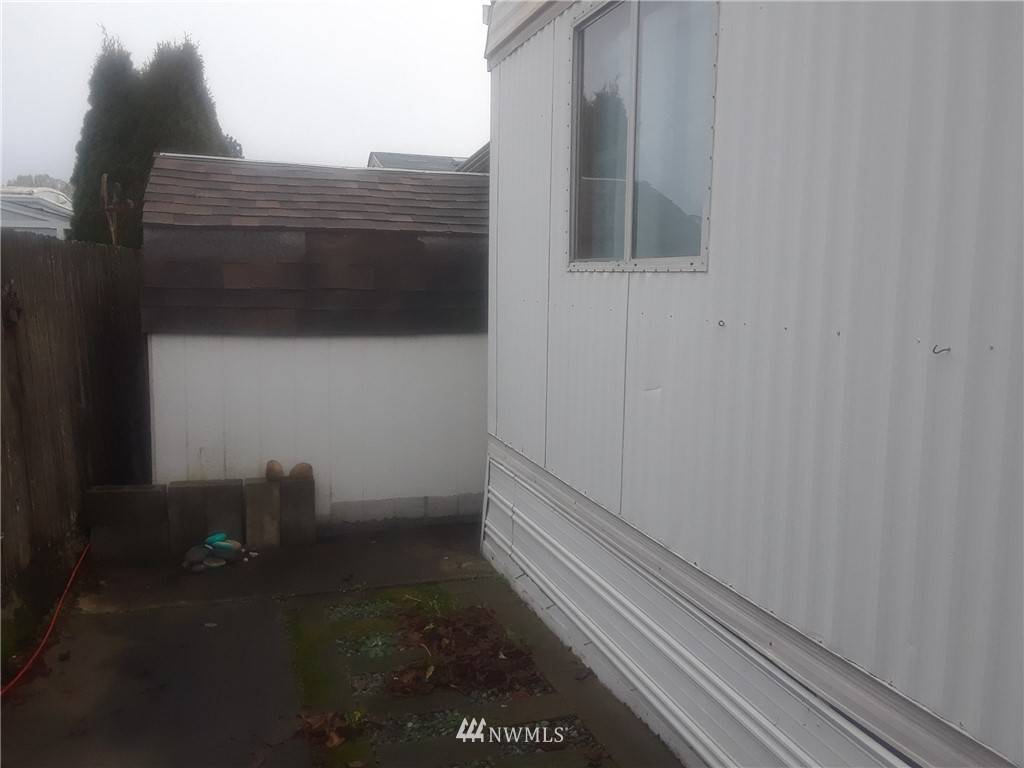 Oak Harbor, WA 98277,225 NE Ernst ST #37