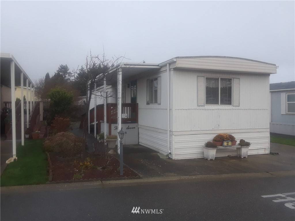 Oak Harbor, WA 98277,225 NE Ernst ST #37