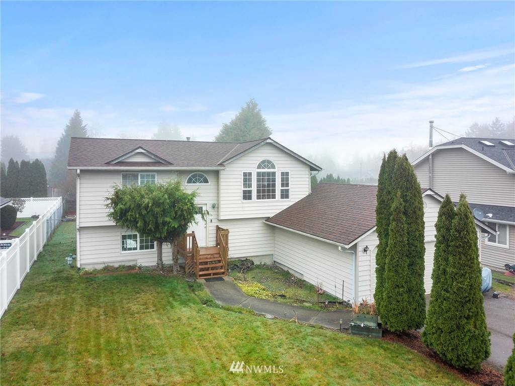 Port Orchard, WA 98366,7293 E Raintree Lane