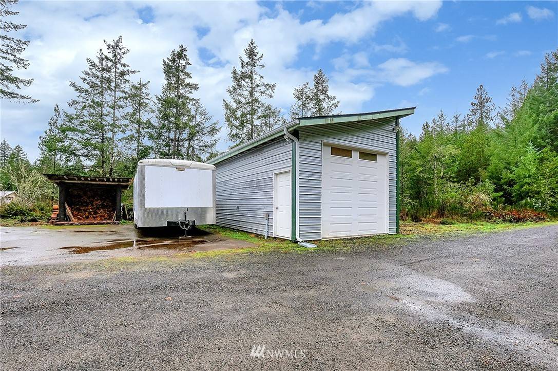 Belfair, WA 98528,611 NE Mission Wood DR