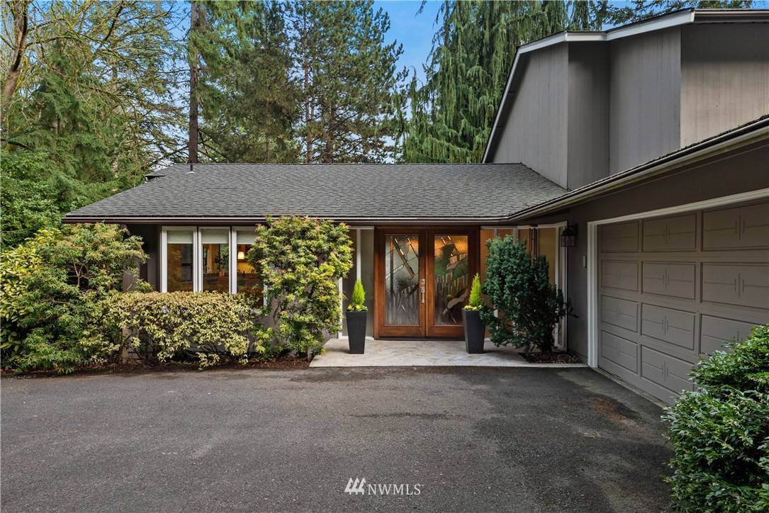 Mercer Island, WA 98040,6691 E Mercer WAY