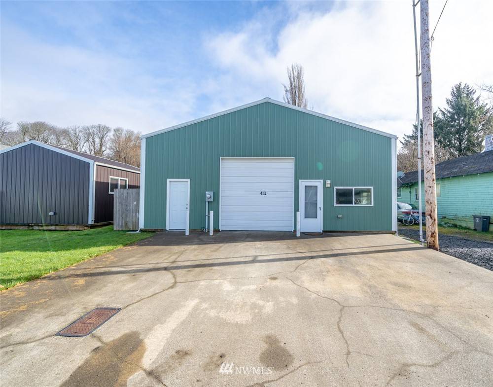 South Bend, WA 98586,413 Quincy ST