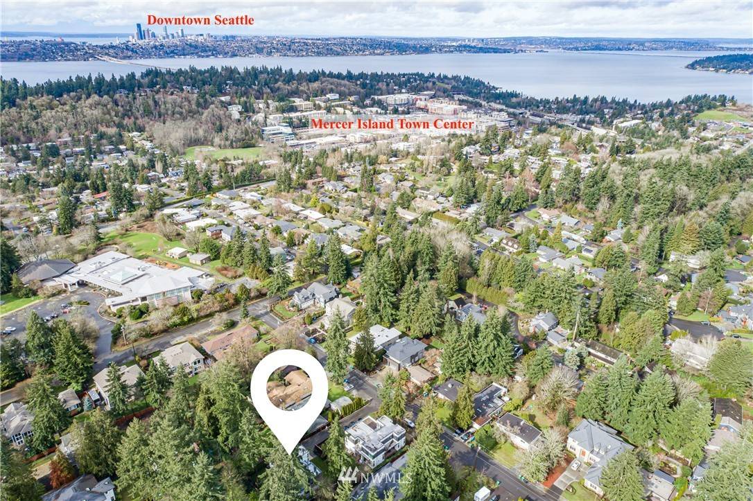 Mercer Island, WA 98040,8435 SE 36th ST