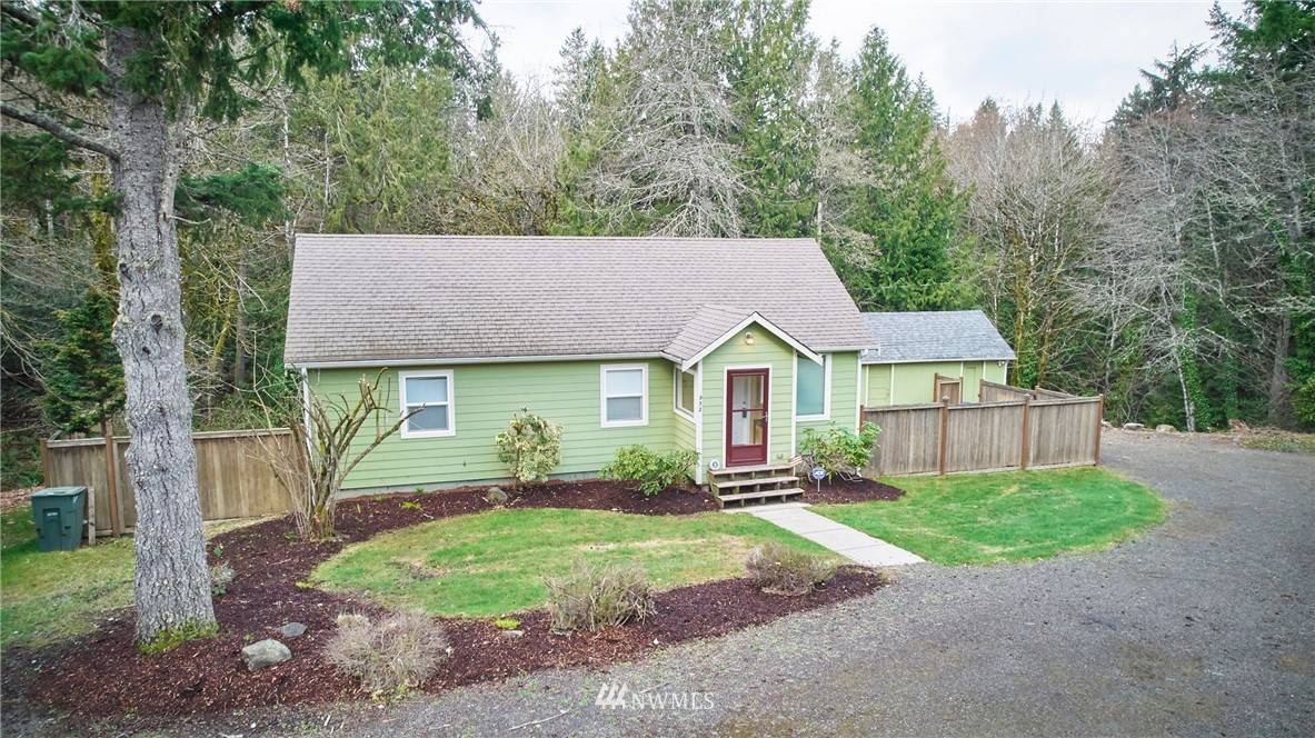 Port Orchard, WA 98366,932 Retsil RD E