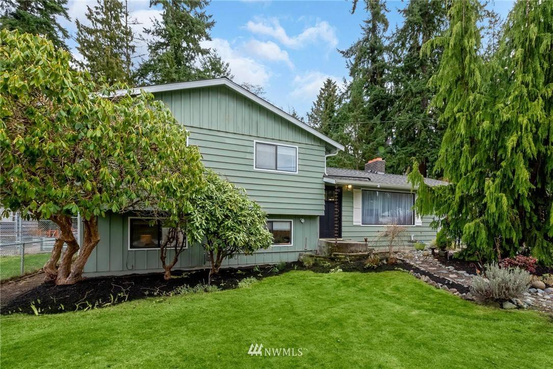 Edmonds, WA 98026,18633 78th PL W