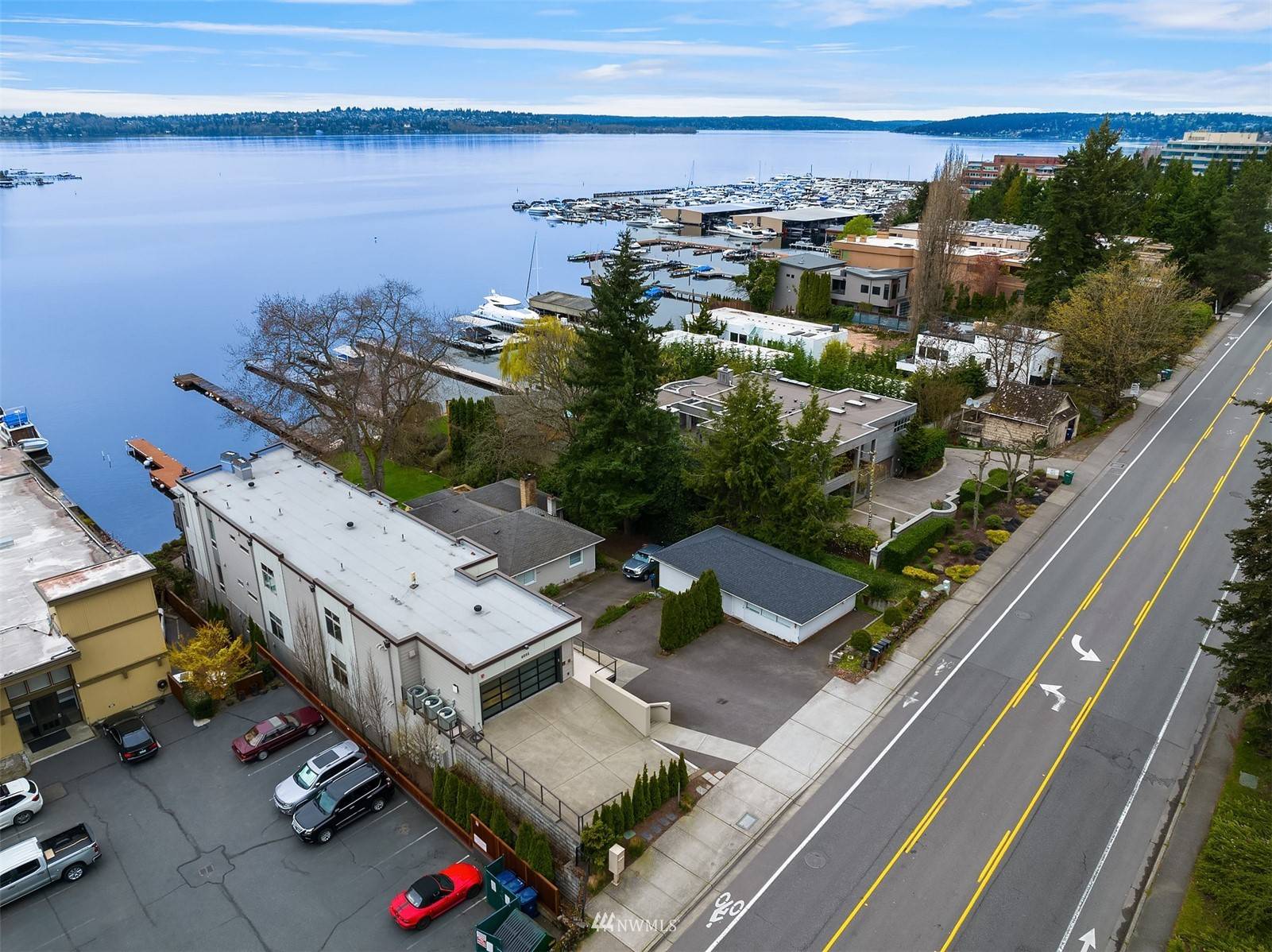 Kirkland, WA 98033,4605 Lake Washington BLVD #301