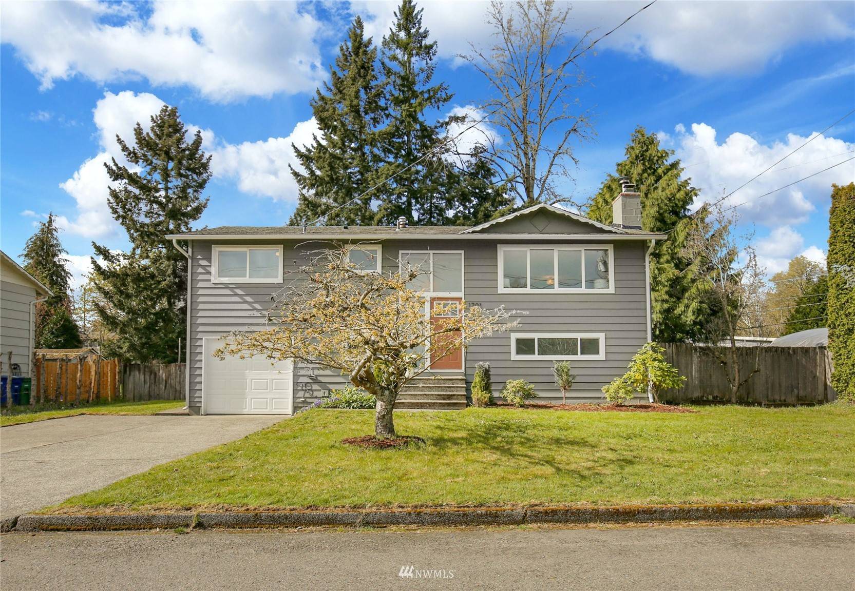 Renton, WA 98058,1701 Edmonds WAY SE