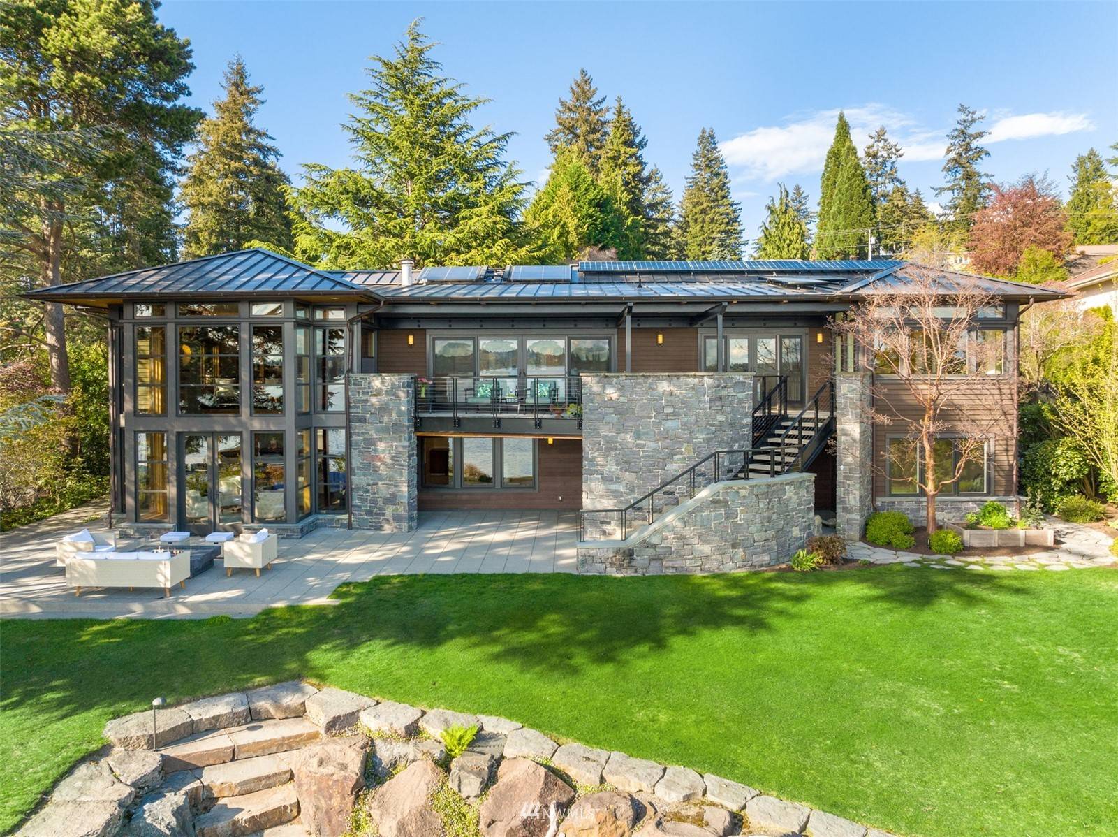 Bellevue, WA 98004,9425 Lake Washington BLVD NE