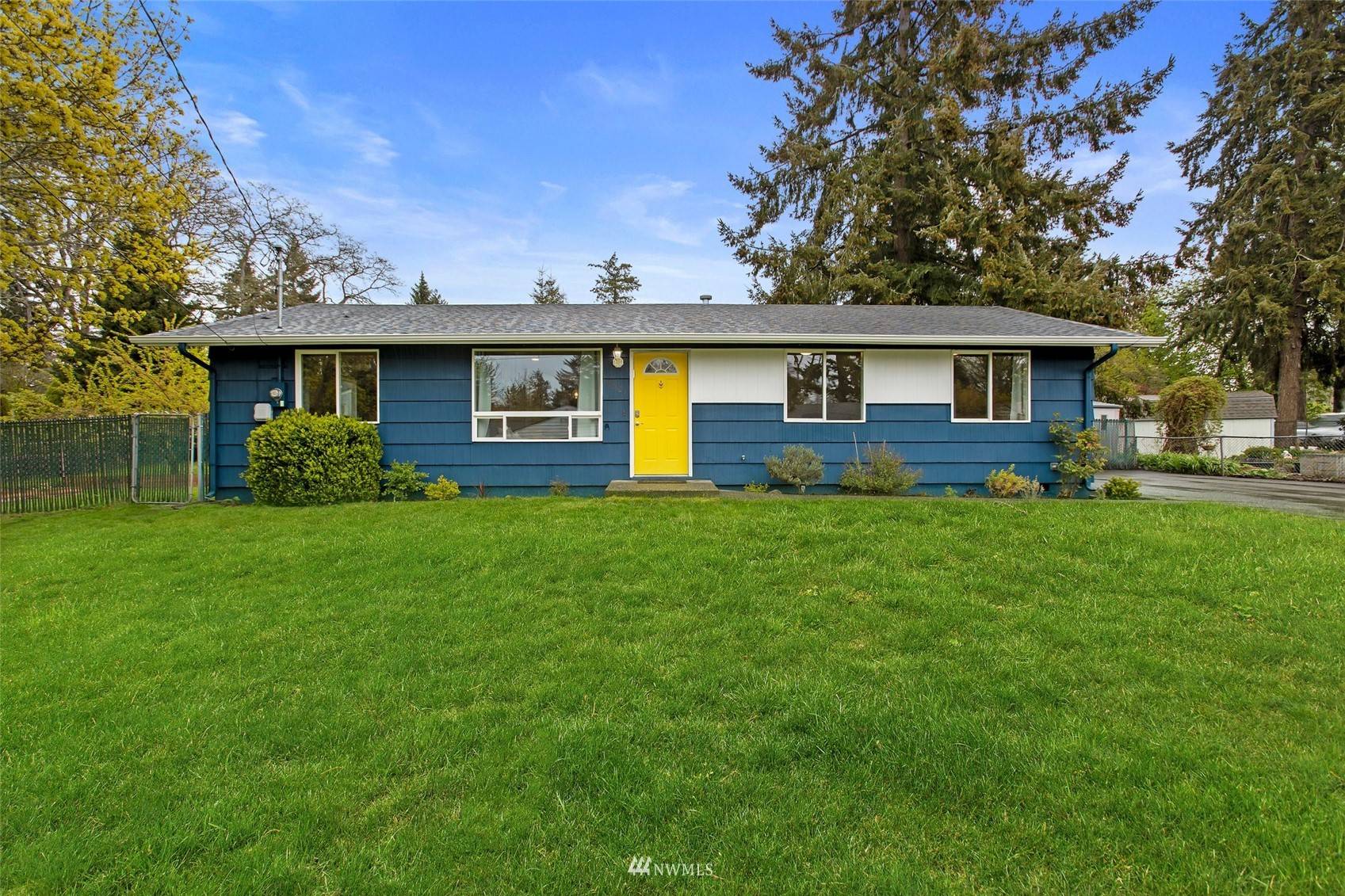 Lakewood, WA 98499,8501 Paine ST SW