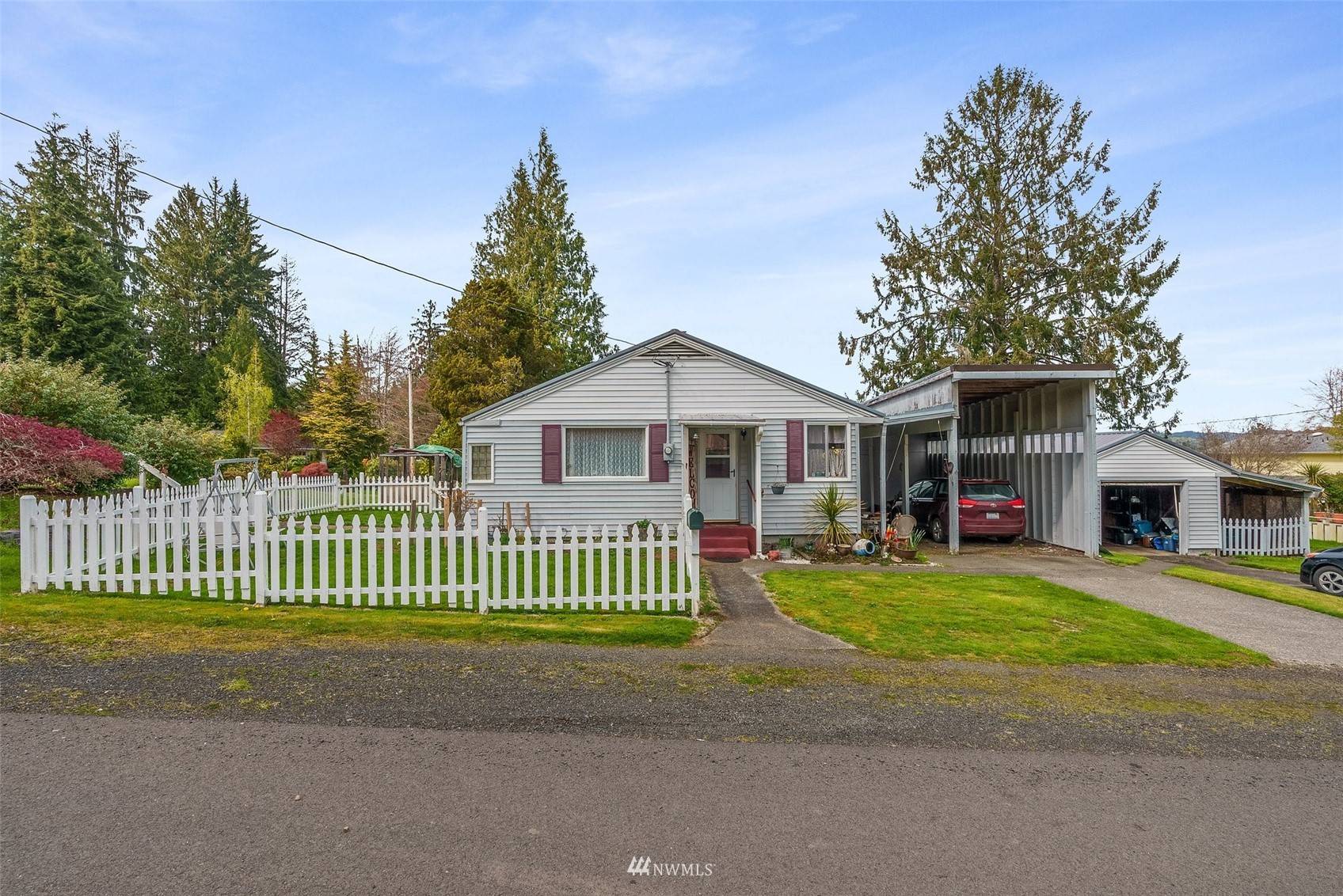 Raymond, WA 98577,859 Peters ST