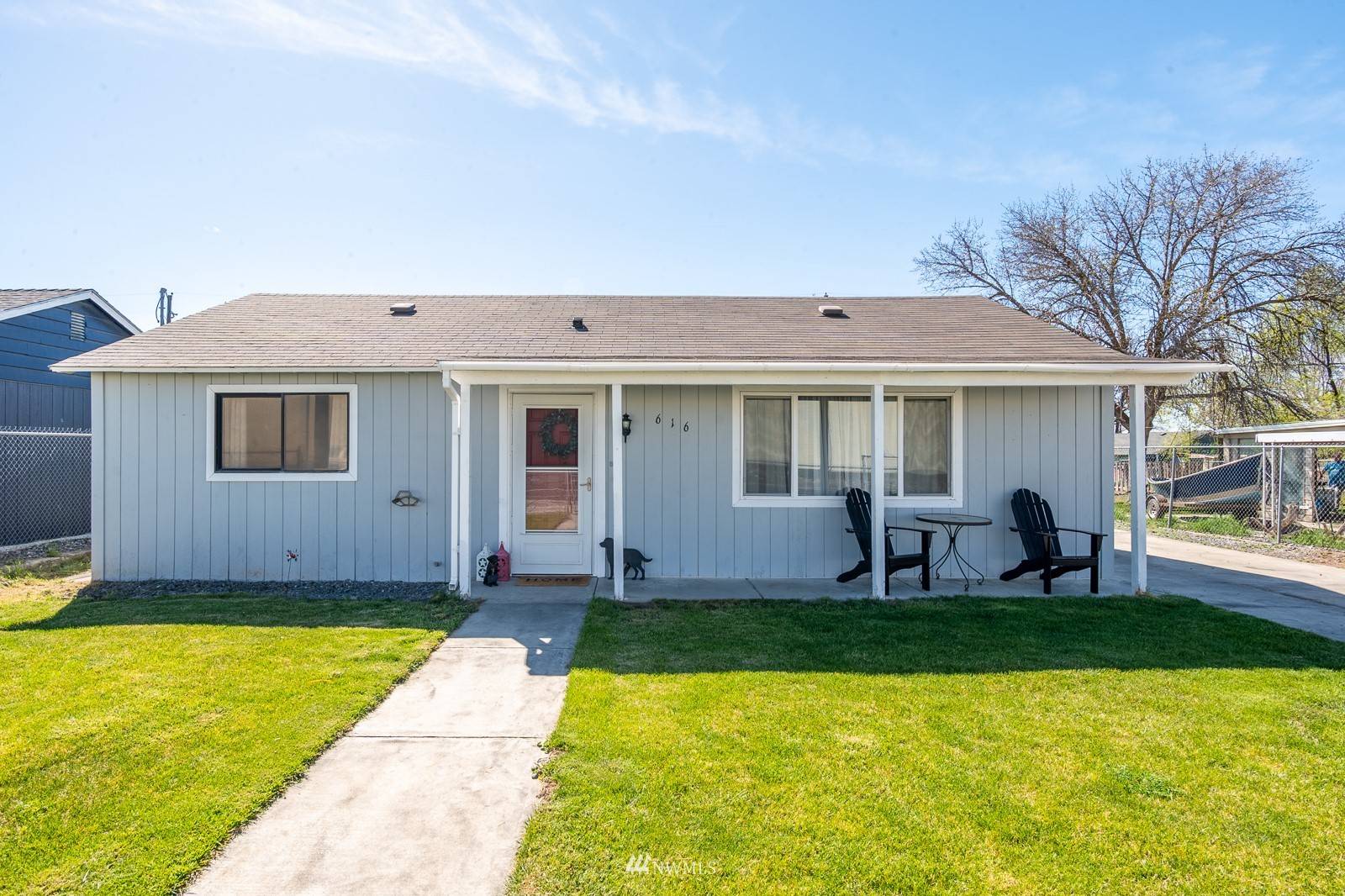 Moses Lake, WA 98837,616 S Clover DR