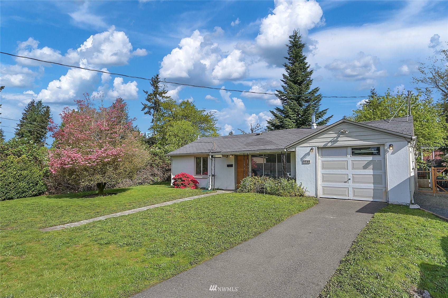 Mountlake Terrace, WA 98043,5705 241st ST SW