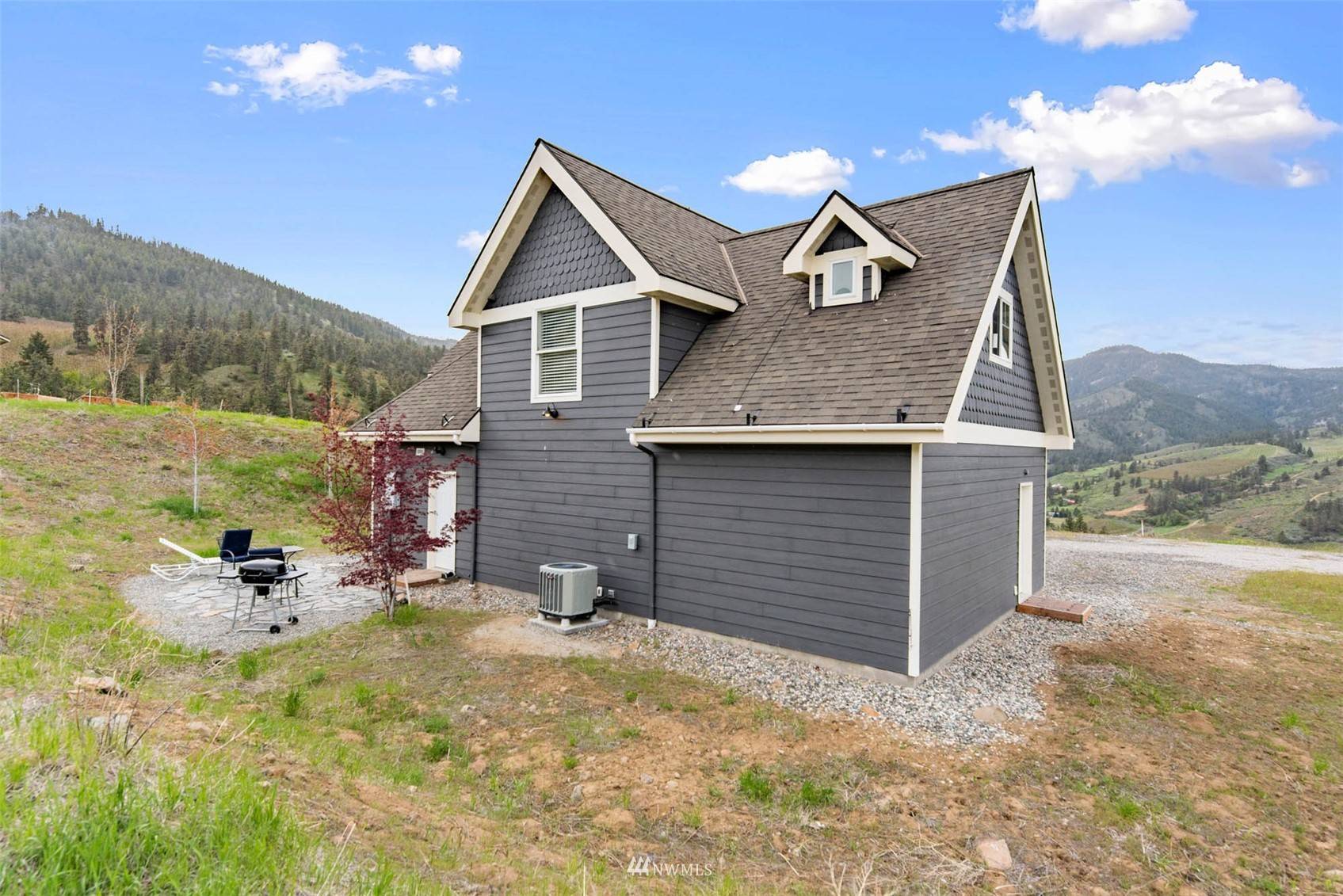 Wenatchee, WA 98801,5376 Whispering Ridge DR