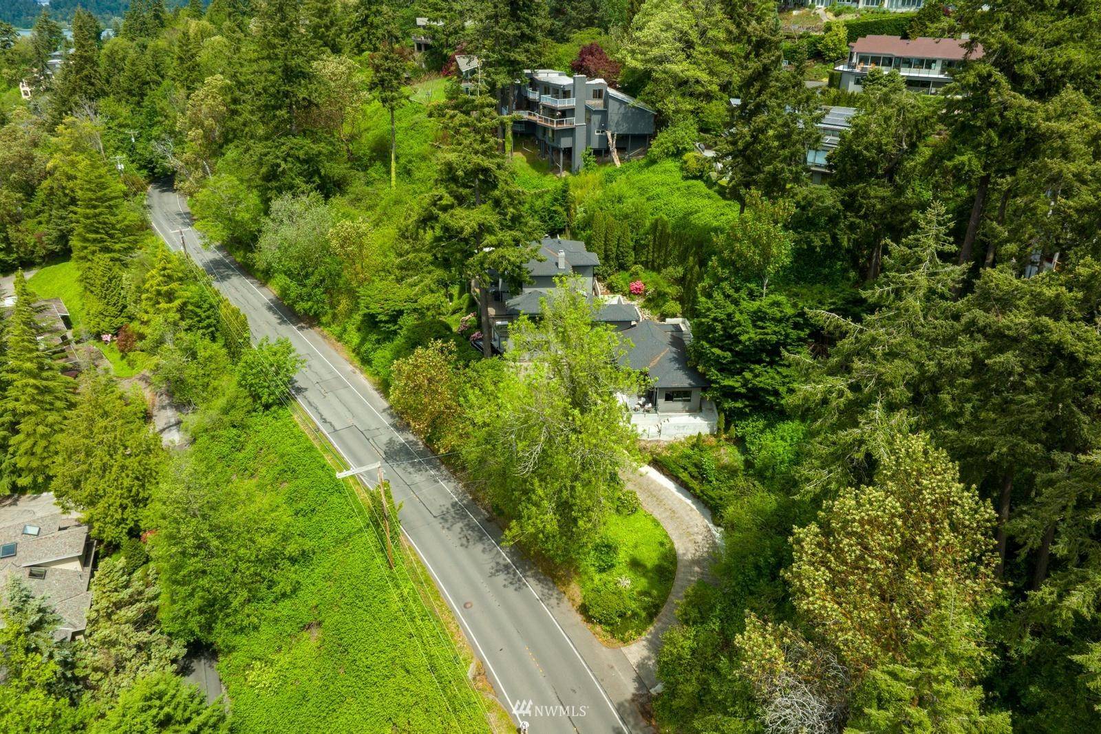 Mercer Island, WA 98040,7820 W Mercer WAY