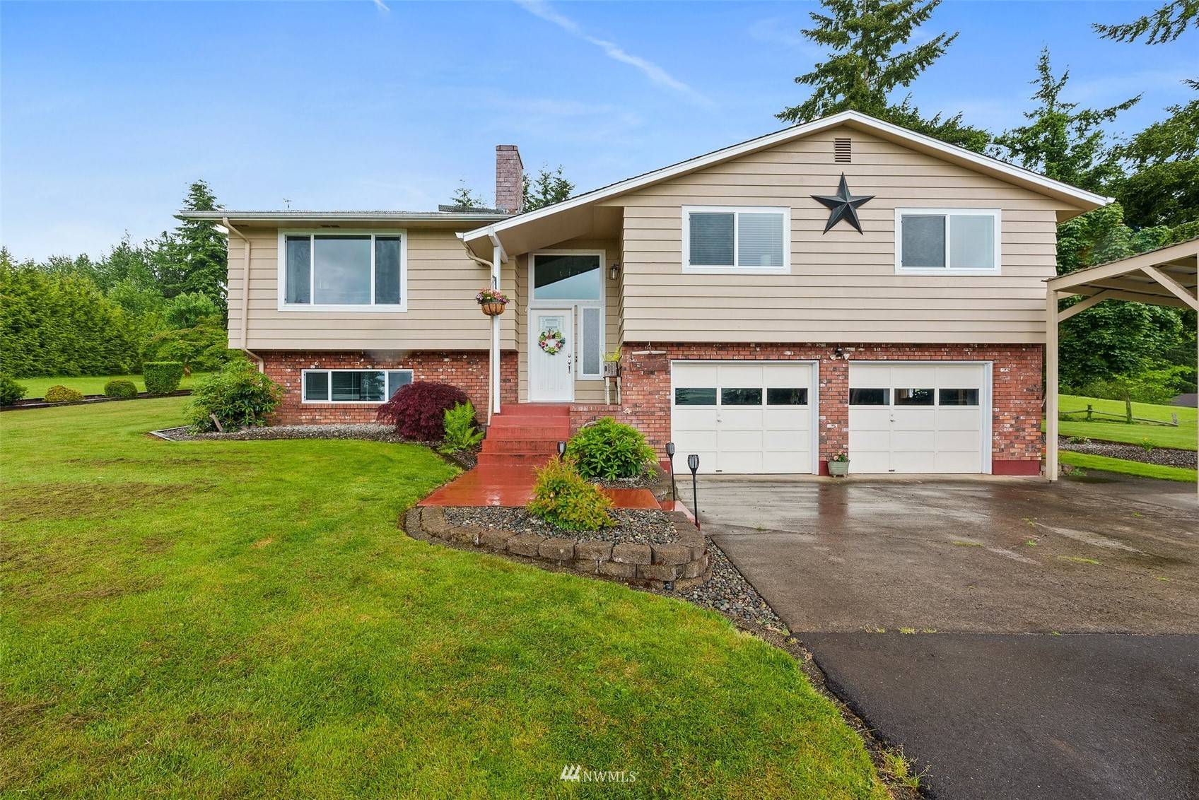 Chehalis, WA 98532,165 Penrose LN