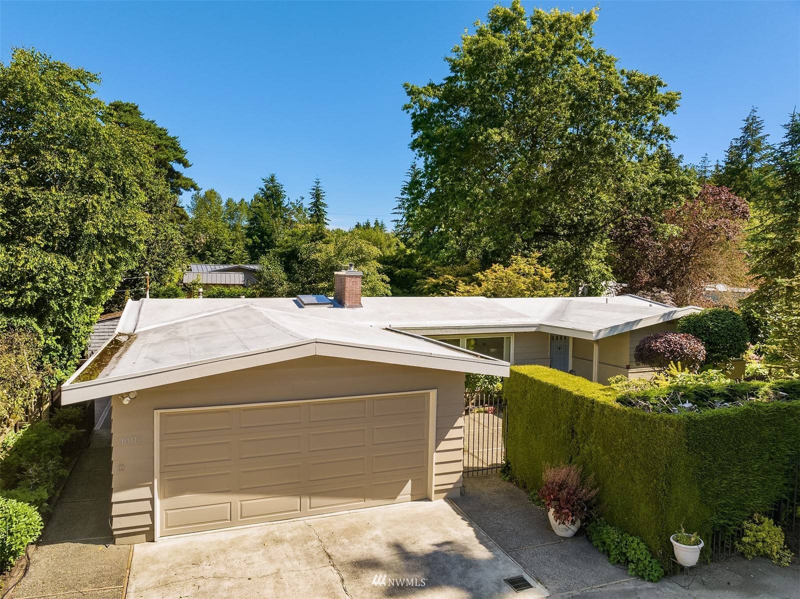 Bellevue, WA 98004,10116 NE 16th PL