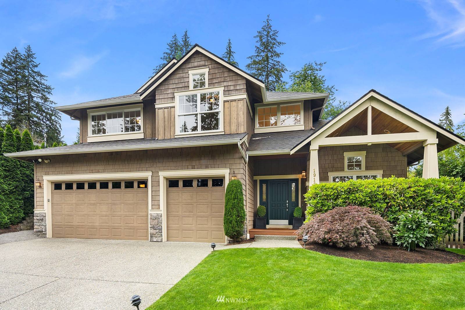 Bellevue, WA 98004,1915 107th AVE SE