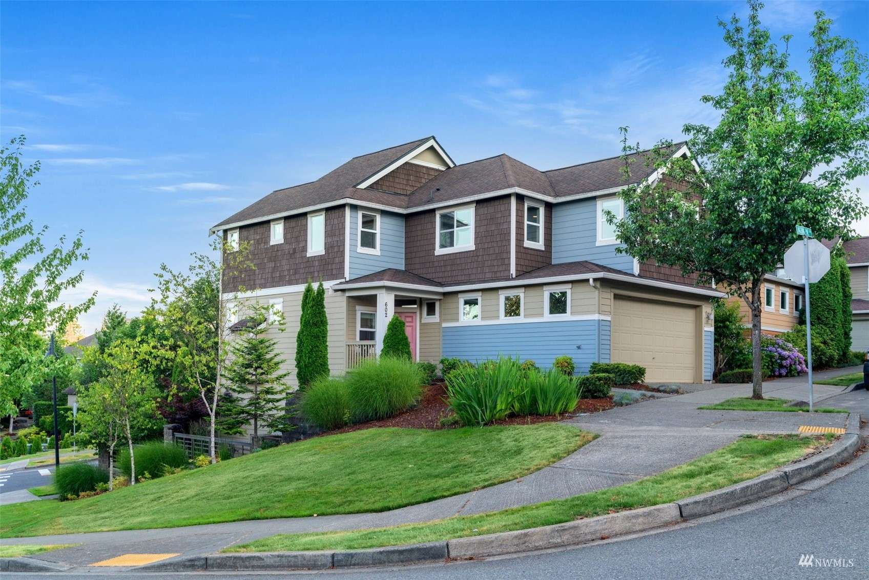 Issaquah, WA 98027,602 Lingering Pine DR NW