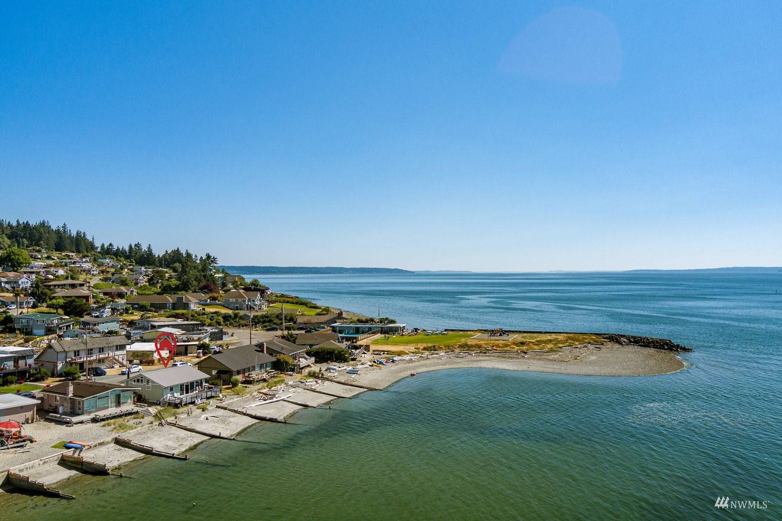 Clinton, WA 98236,8204 Sandy Hook DR