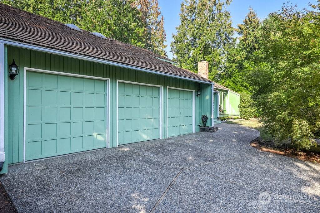 Edmonds, WA 98026,13102 50th AVE W