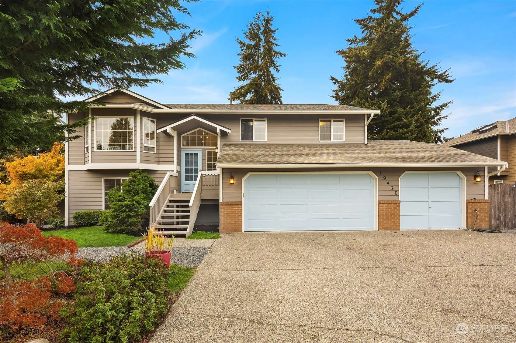 Lynnwood, WA 98036,19430 70th PL W