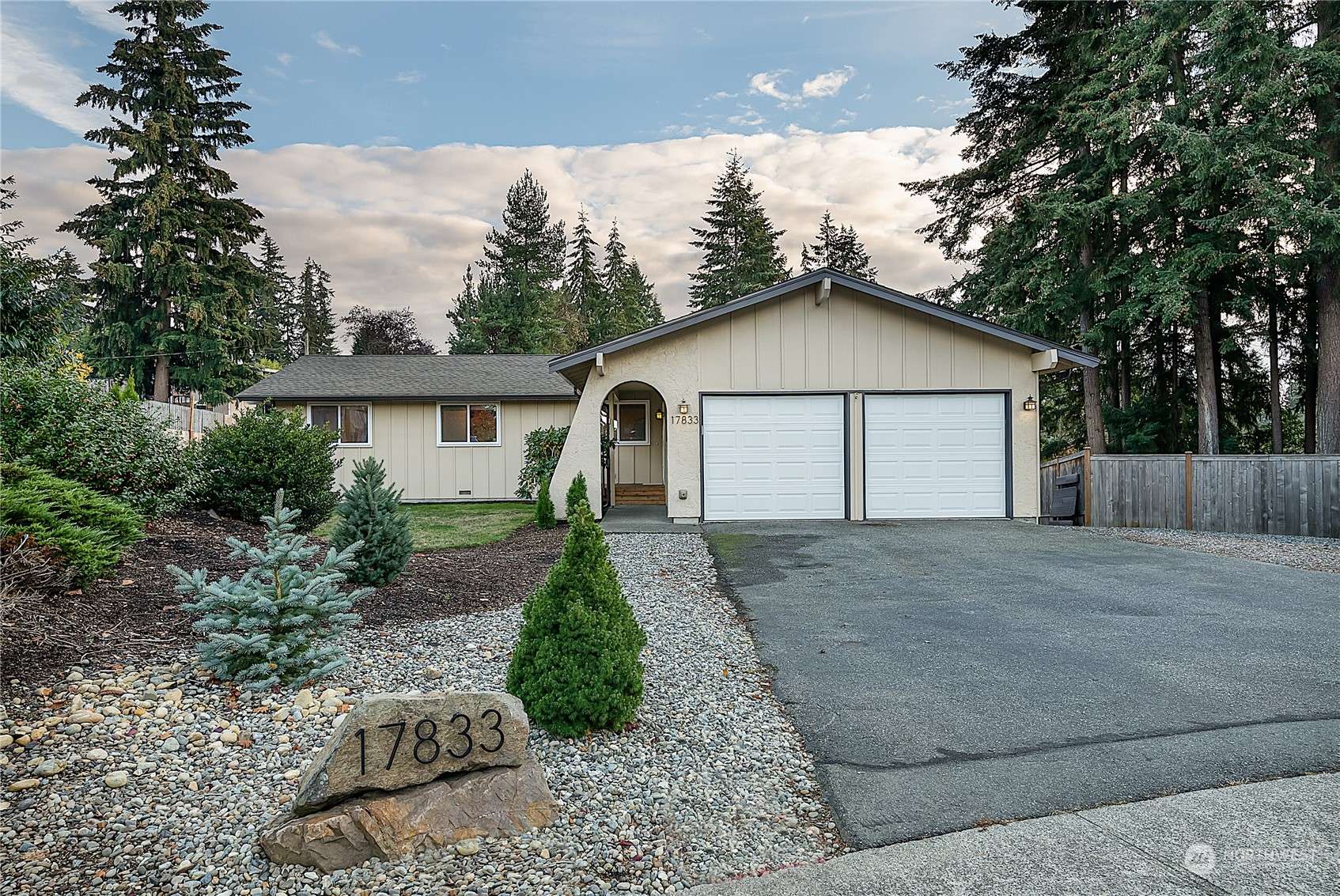 Lynnwood, WA 98037,17833 66th PL W