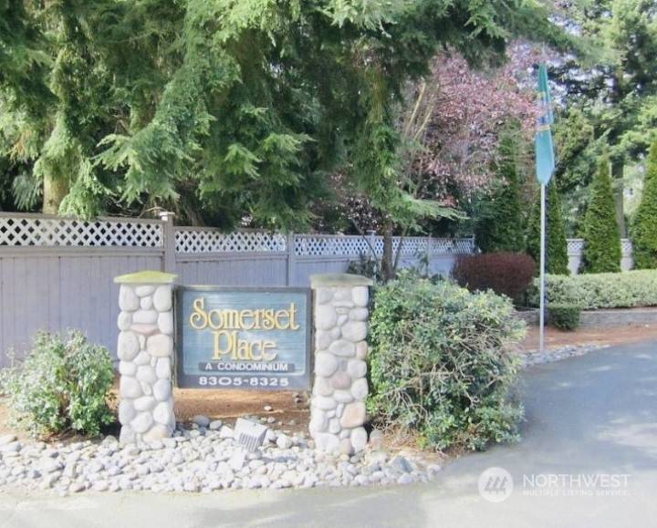 University Place, WA 98467,8319 Cirque DR W #2