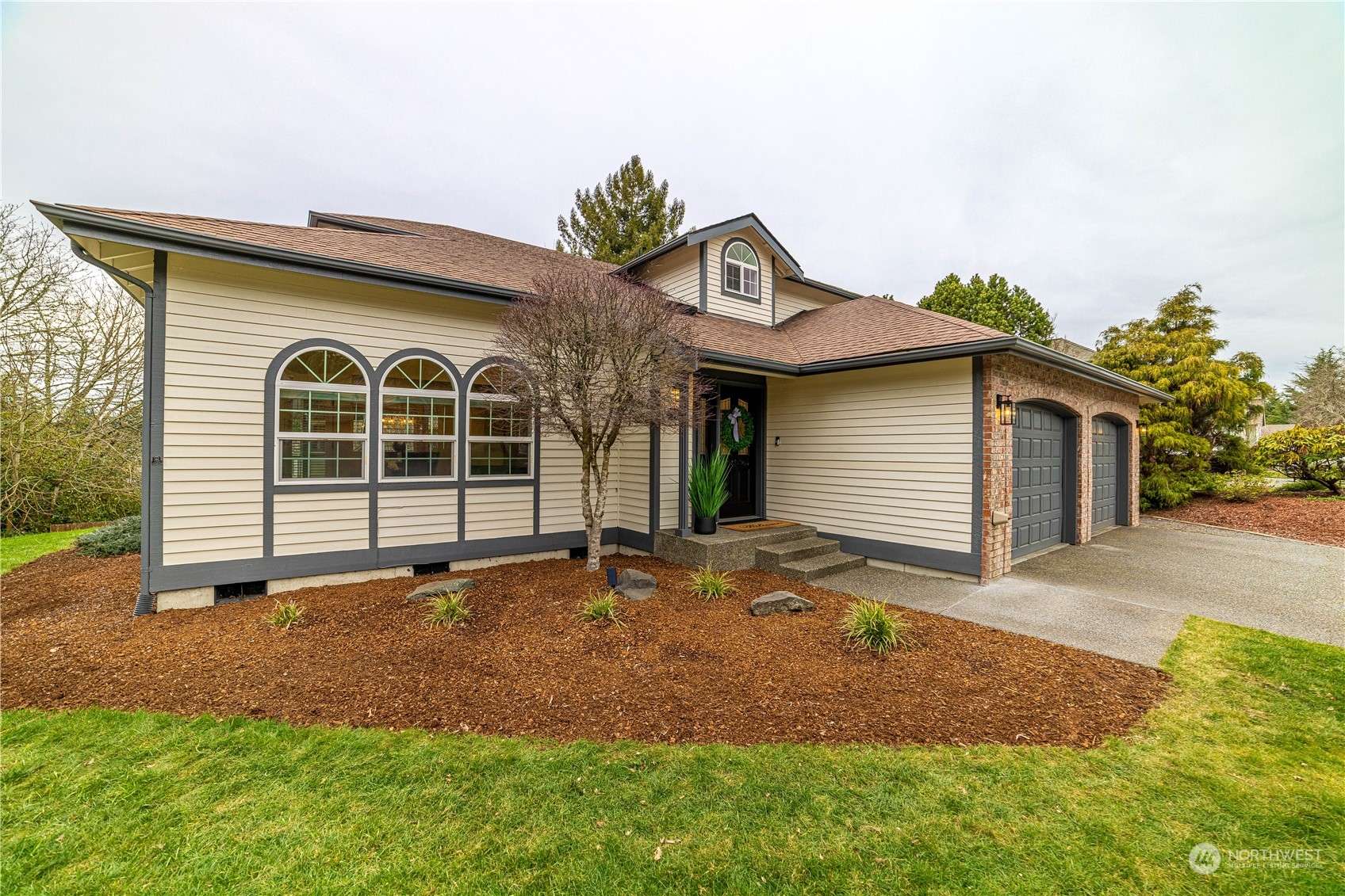 Steilacoom, WA 98388,322 Marietta PL