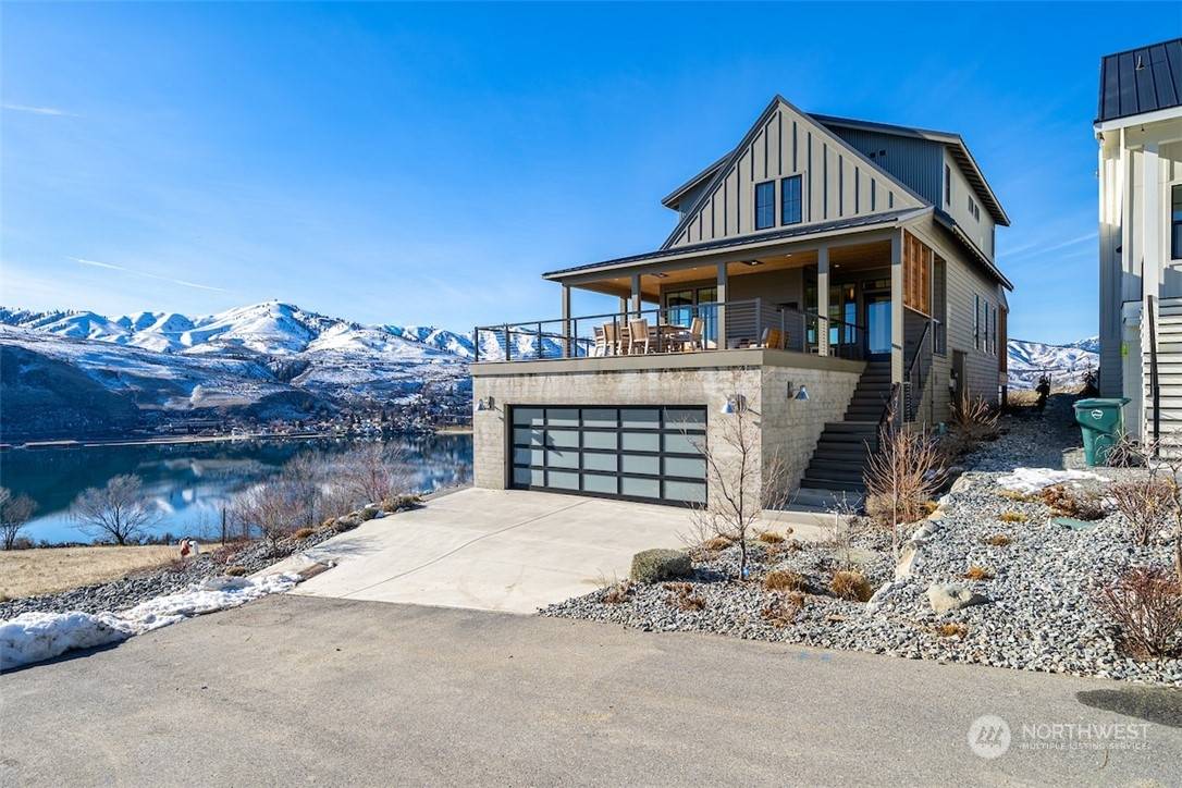 Chelan, WA 98816,132 Goldfinch LN