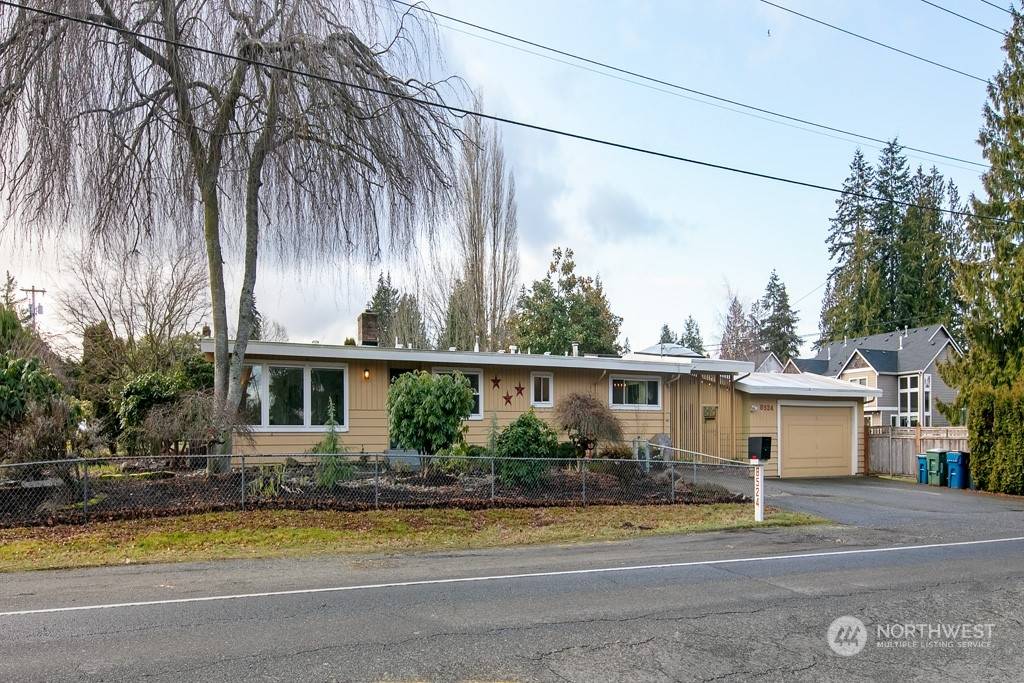 Edmonds, WA 98026,8524 228th ST SW