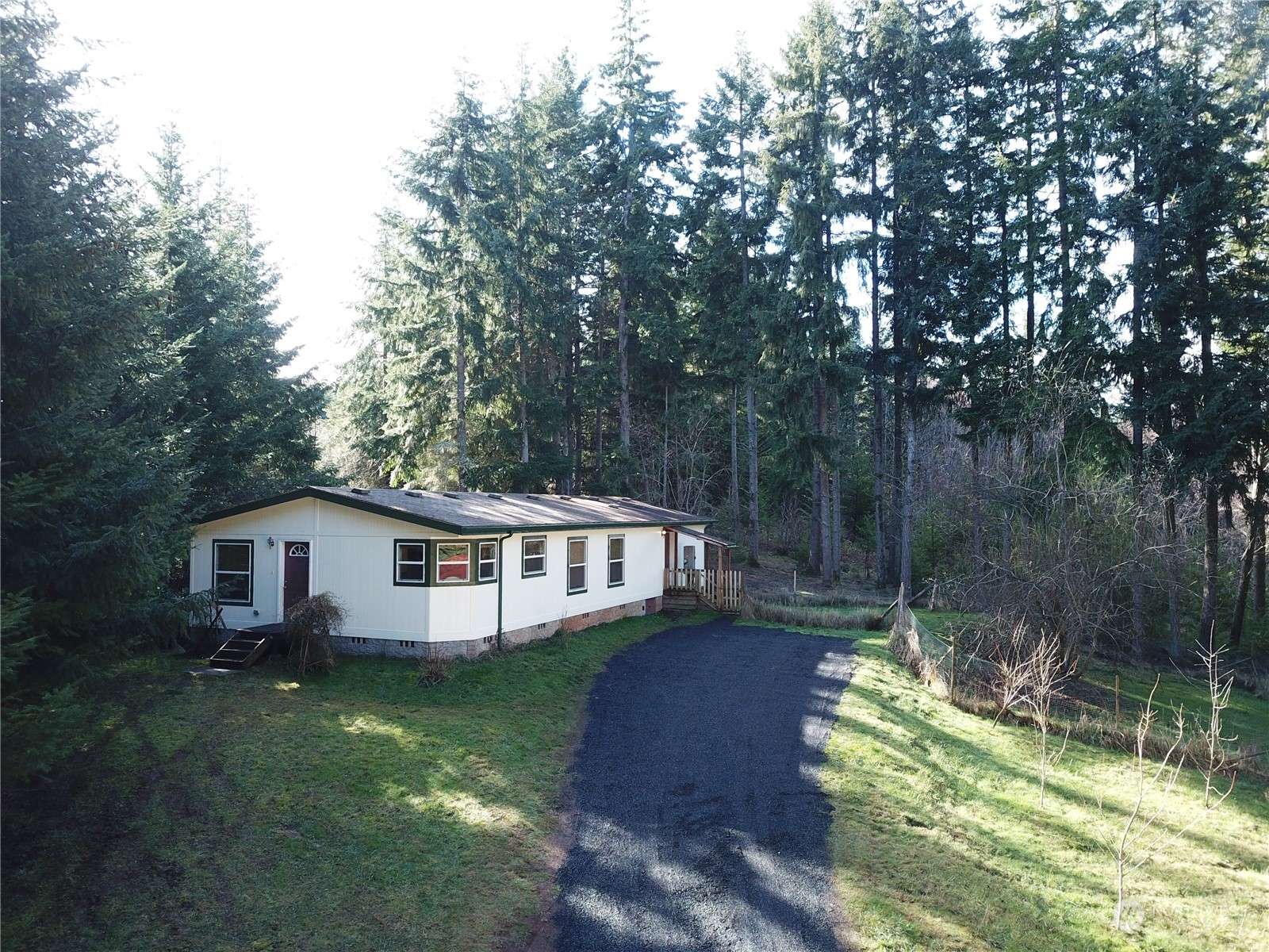 Chehalis, WA 98532,827 Cousins RD #27