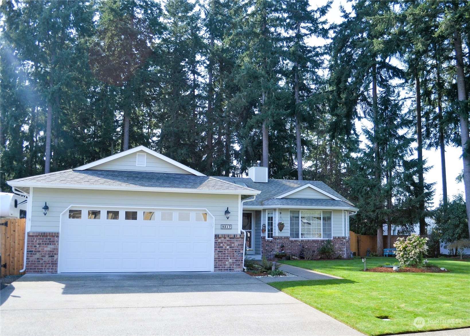 Lacey, WA 98516,9317 Alexander DR NE