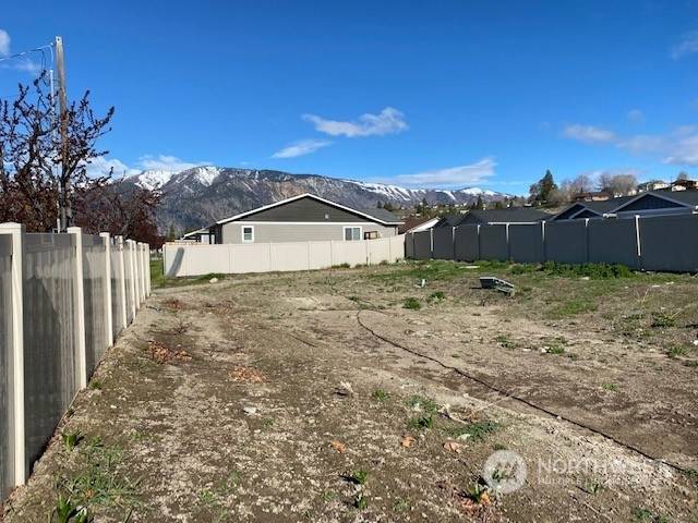 Manson, WA 98831,557 Village DR