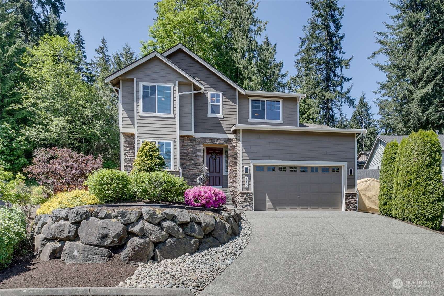 Bothell, WA 98012,213 156th PL SE