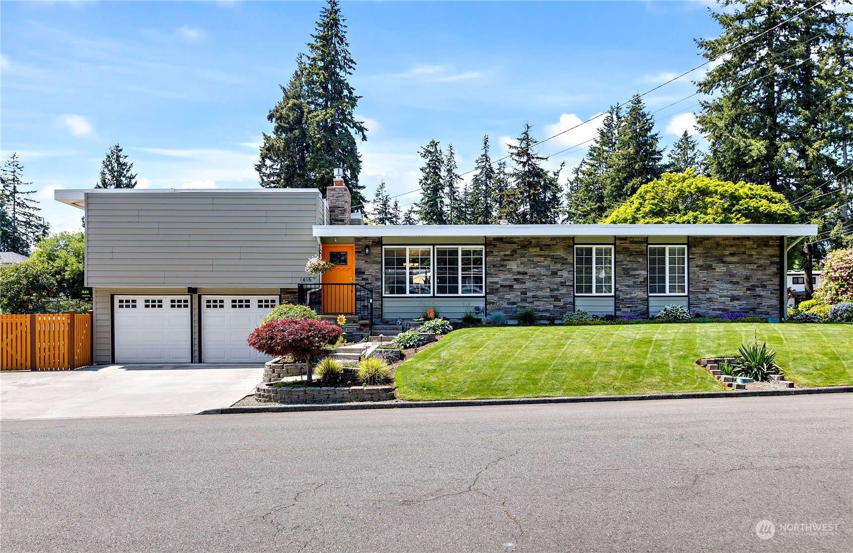 Edmonds, WA 98020,1416 7th PL S