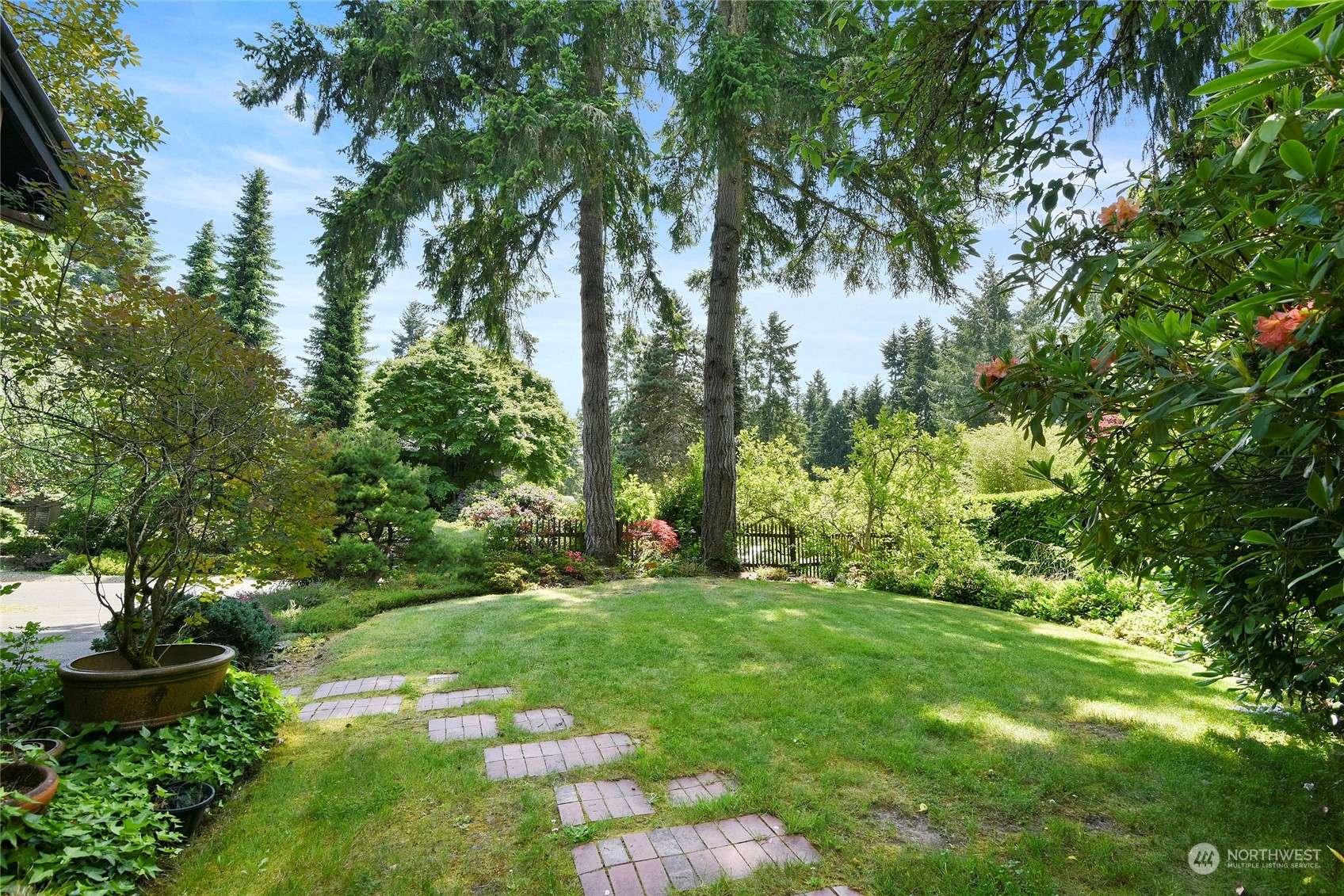 Bainbridge Island, WA 98110,8270 NE Meadowmeer RD