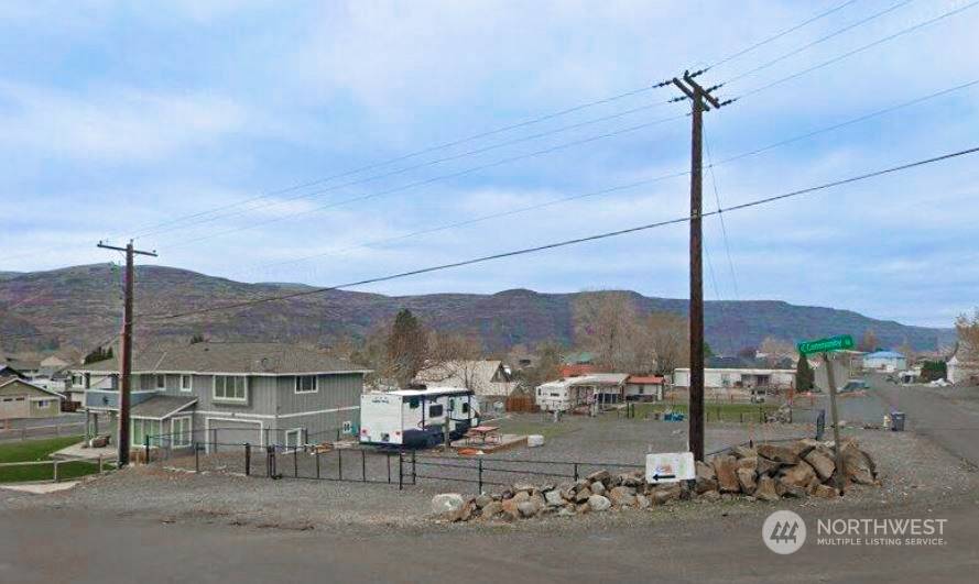 Quincy, WA 98848,768 SW Section AVE