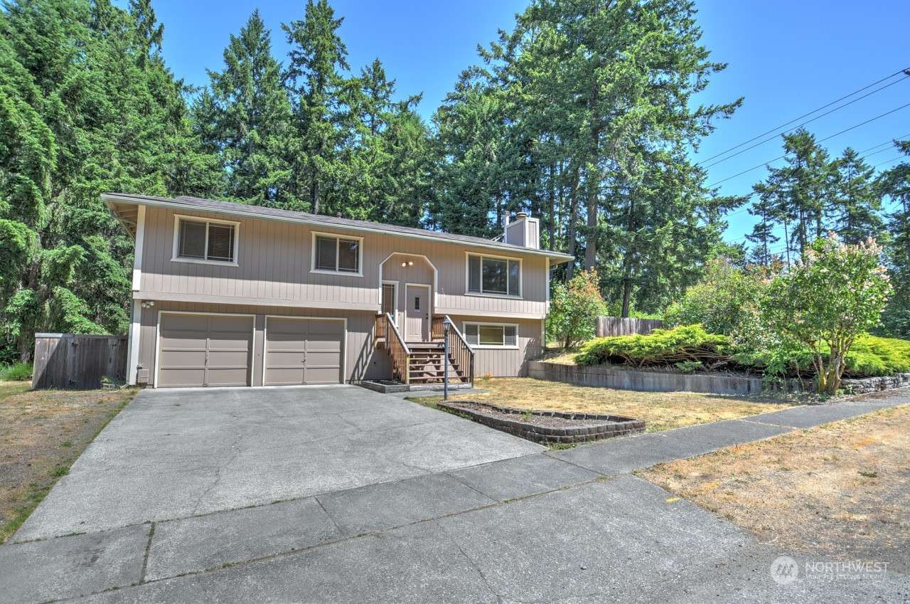 Lacey, WA 98516,9440 White Fir DR NE