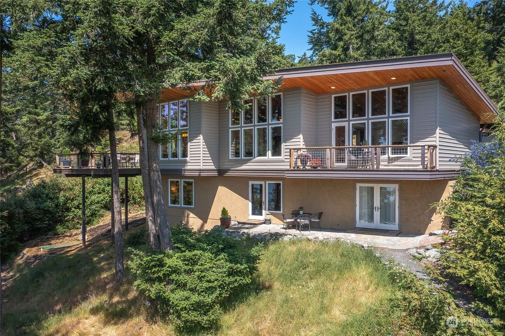 Orcas Island, WA 98245,330 Cascade WAY