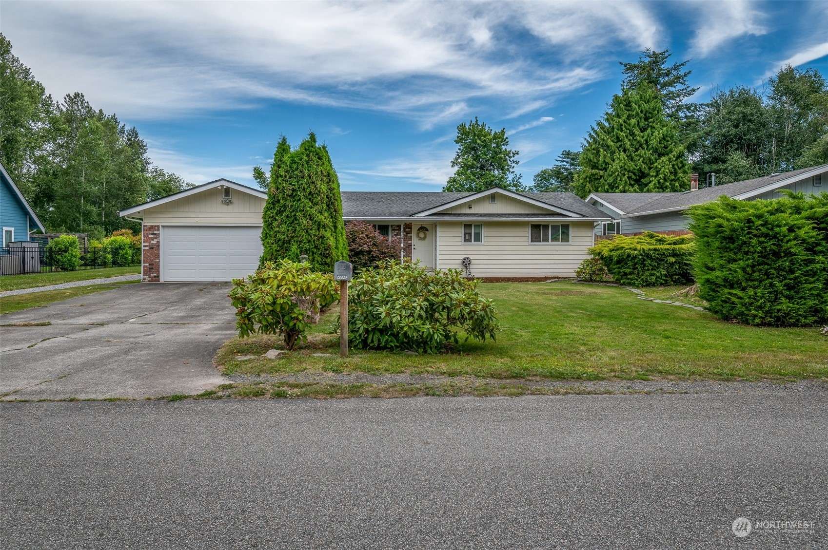 Blaine, WA 98230,4898 Seafair DR