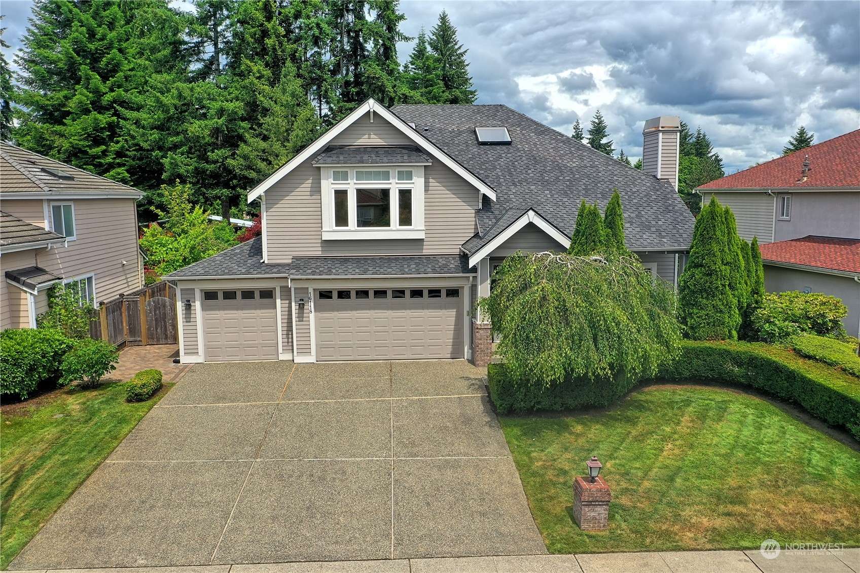 Redmond, WA 98052,16118 NE 44th CT