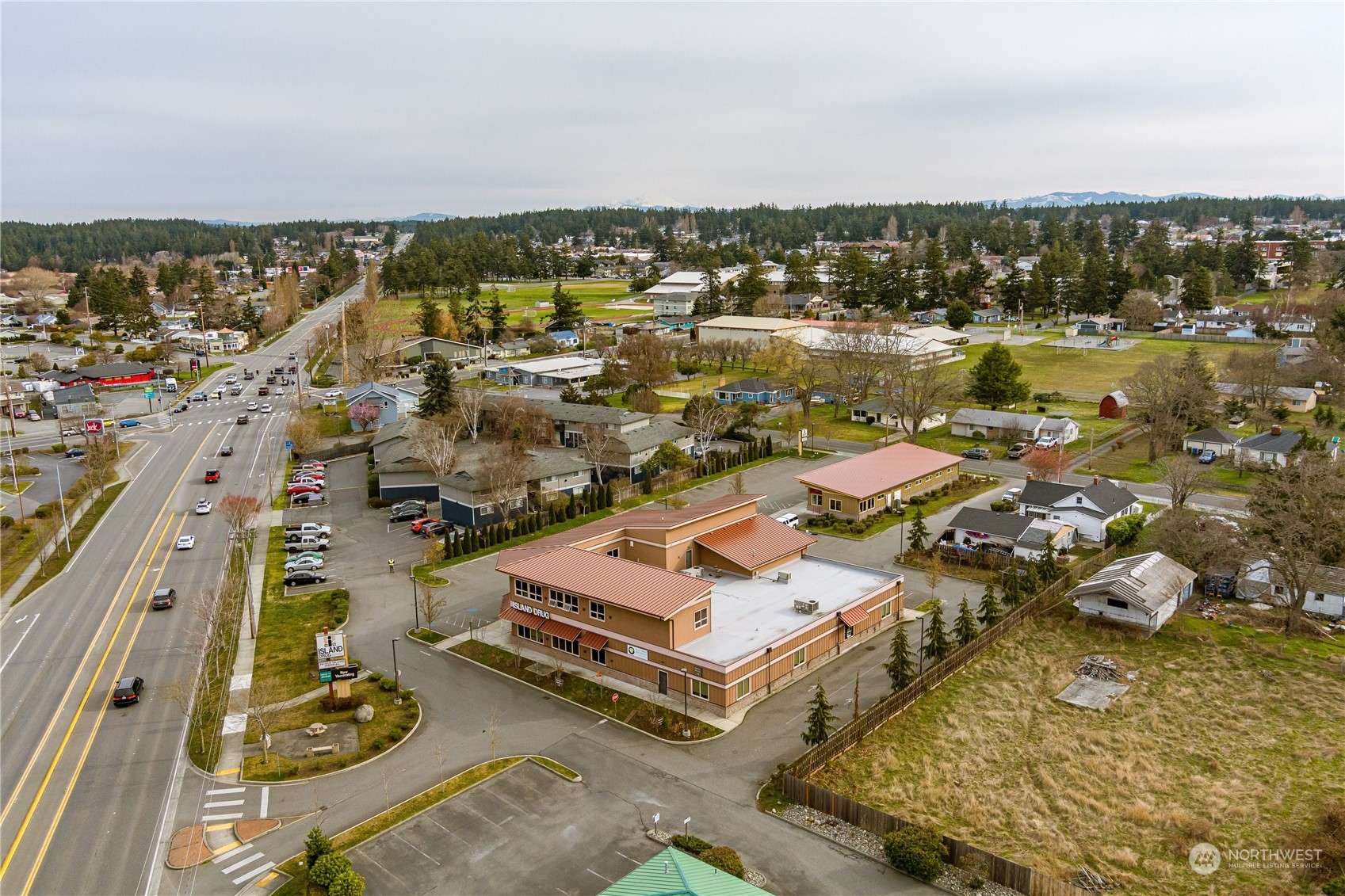 Oak Harbor, WA 98277,32170 State Route 20