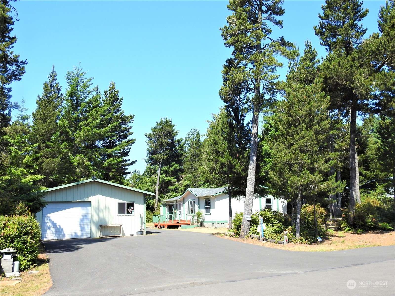 Ocean Park, WA 98640,27717 M PL