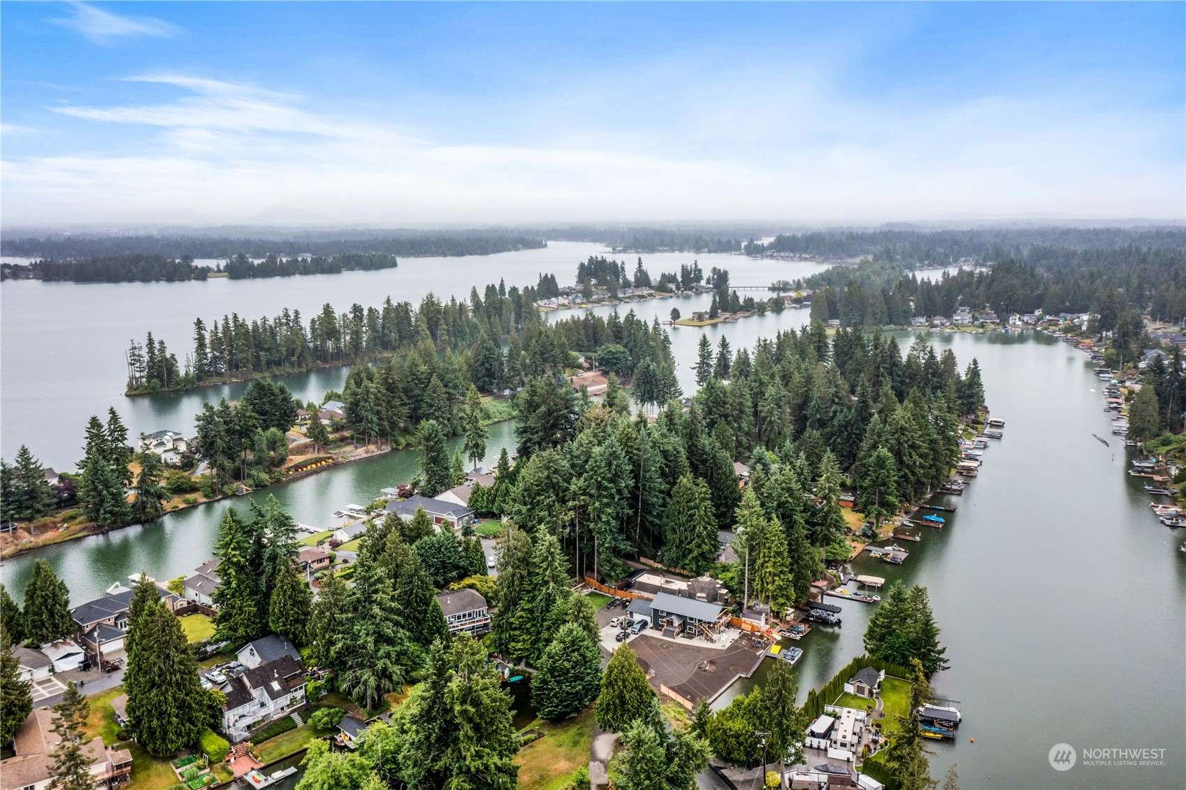 Lake Tapps, WA 98391,3223 Deer Island DR E