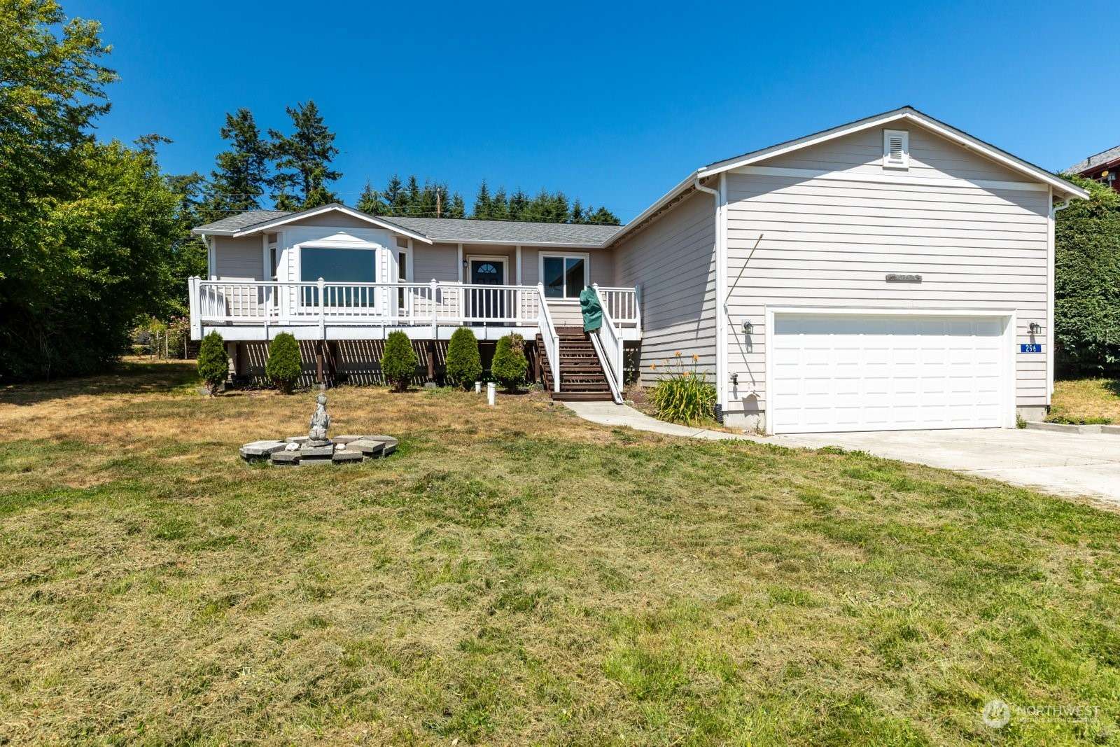 Coupeville, WA 98239,296 Perry DR