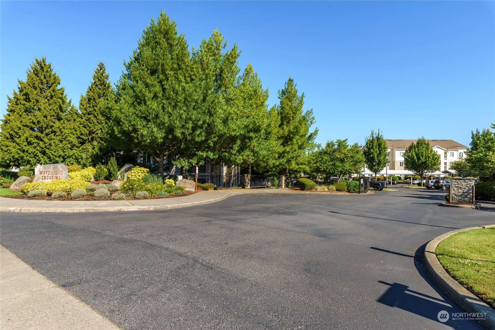 Puyallup, WA 98375,10015 186th PL E #211