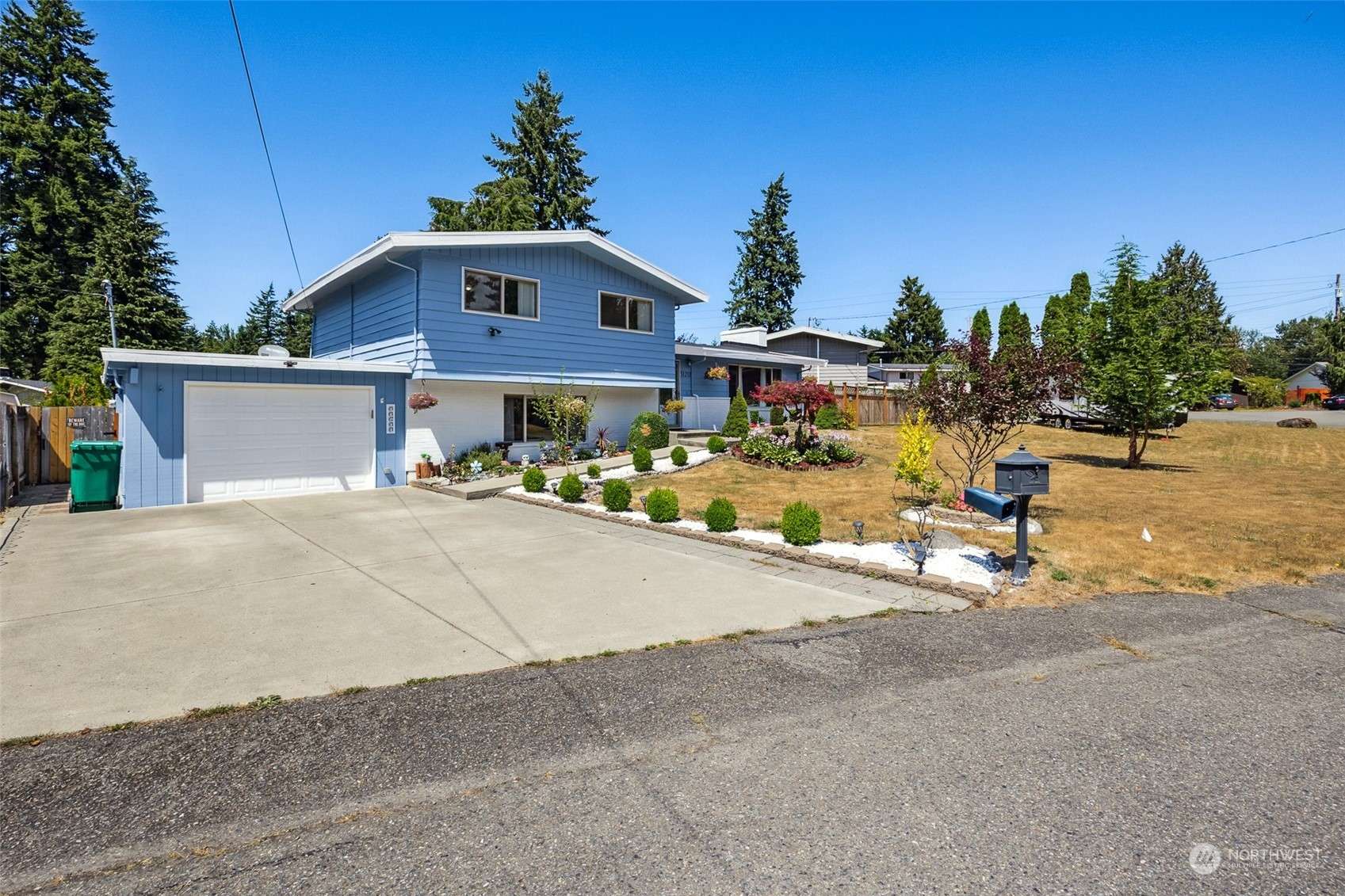 Federal Way, WA 98023,31211 1st PL SW