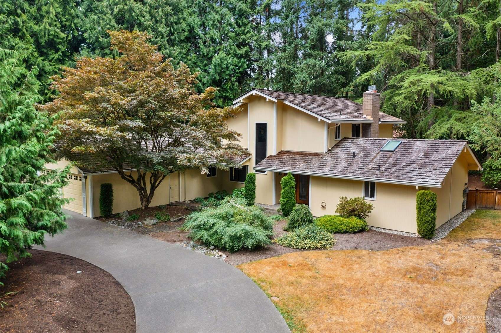 Bellevue, WA 98005,13422 NE 54th PL