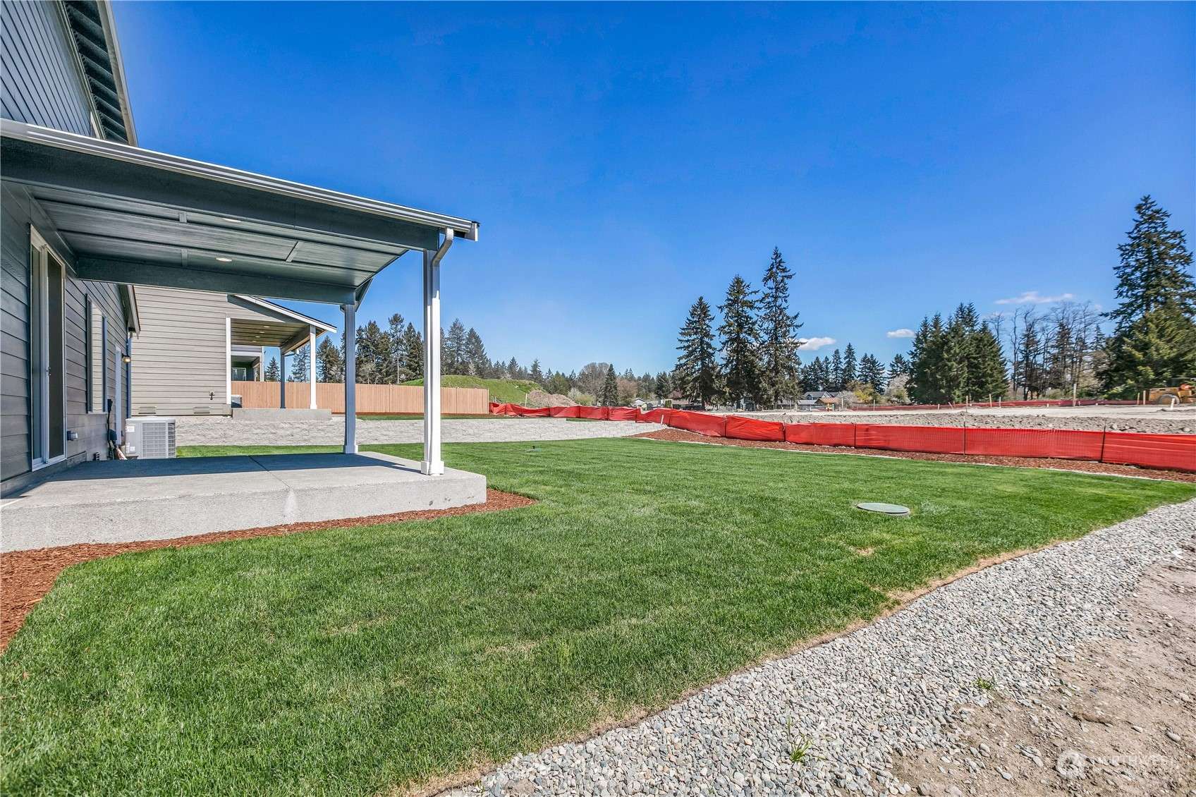 Spanaway, WA 98387,16715 8th AVE E #101